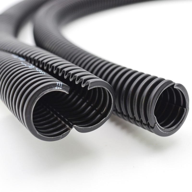 Gaine flexible annelée pour protection des cables